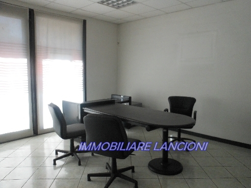Imm2000-0018-4-001841319