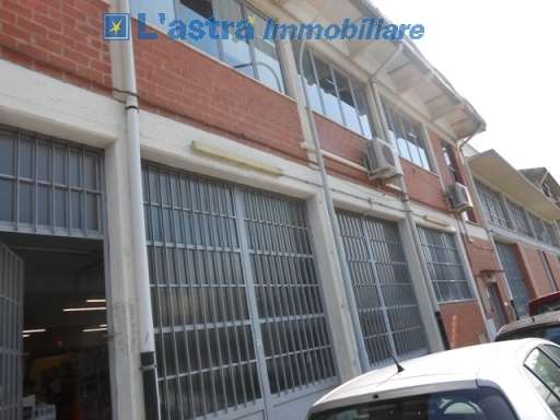 Affitto Locale commerciale Terranuova Bracciolini POGGILUPI