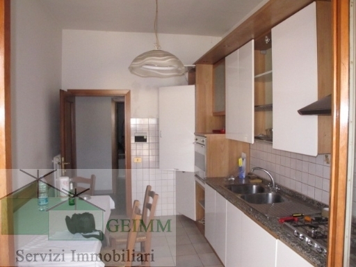 Imm2000-0089-1-075940608