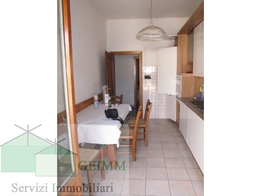 Imm2000-0089-1-075940608