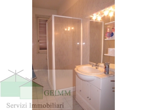 Imm2000-0089-1-075940608