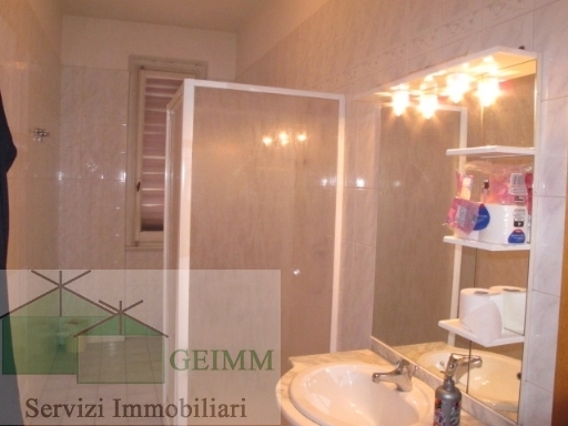 Imm2000-0089-1-075940608