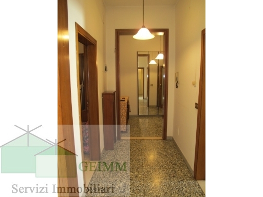 Imm2000-0089-1-075940608