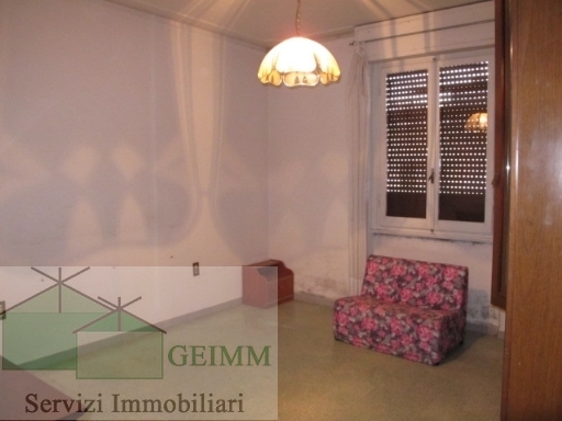 Imm2000-0089-1-075940608