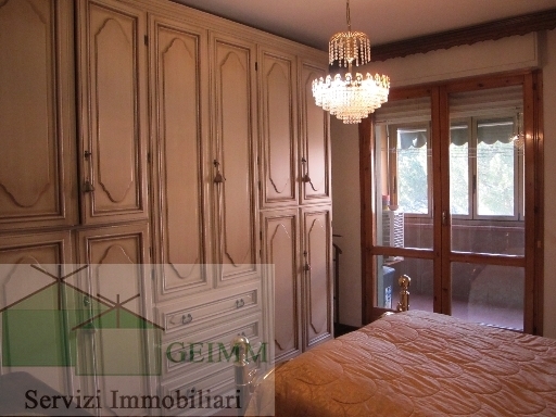 Imm2000-0089-1-116141337