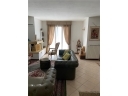 in posizione panoramicissima a 2 km da reggello proponiamo villetta bifamiliare di recente costruzione disposta su due livelli oltre mansarda per un totale di mq.220. composta al piano terreno rialzato da ampia zona giorno conc cucina abitalbile, soggiorno con camino, due camere da letto, bagno e ripostiglio. al piano superiore ampia mansarda abitabile con terrazza di mq.30. al piano terreno ampio soggiorno con du e cantine ed un bagno. ampio giardino privato con piscina - classe energetica in elaborazione