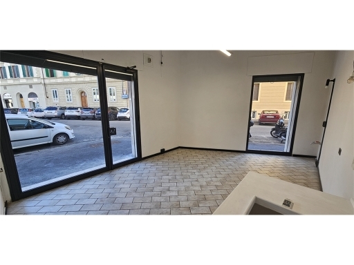 Fondi negozi uffici Firenze