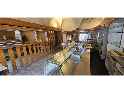 Fondo / Negozio / Ufficio in vendita a Firenze zona Bellariva-varlungo - immagine 4