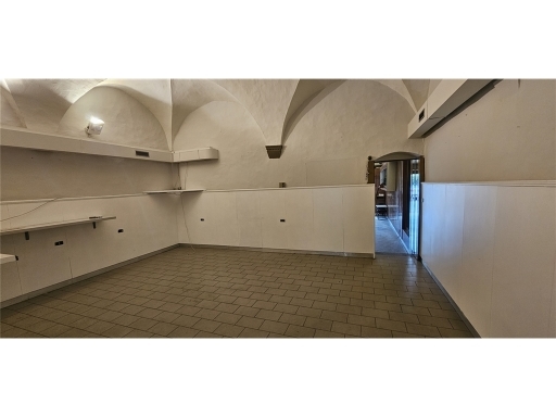 Fondo / Negozio / Ufficio in vendita a Firenze zona Bellariva-varlungo - immagine 10