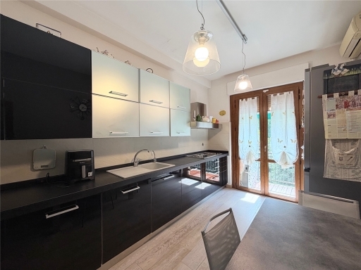 Appartamento in vendita a Firenze zona Legnaia - anteprima 4