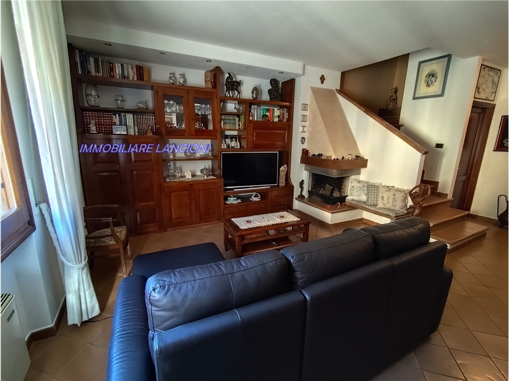 Villa / Villetta / Terratetto in vendita a Lastra a signa zona Lastra a signa - anteprima 3