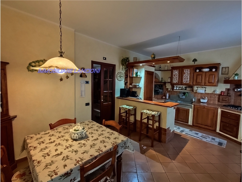 Villa / Villetta / Terratetto in vendita a Lastra a signa zona Lastra a signa - anteprima 8