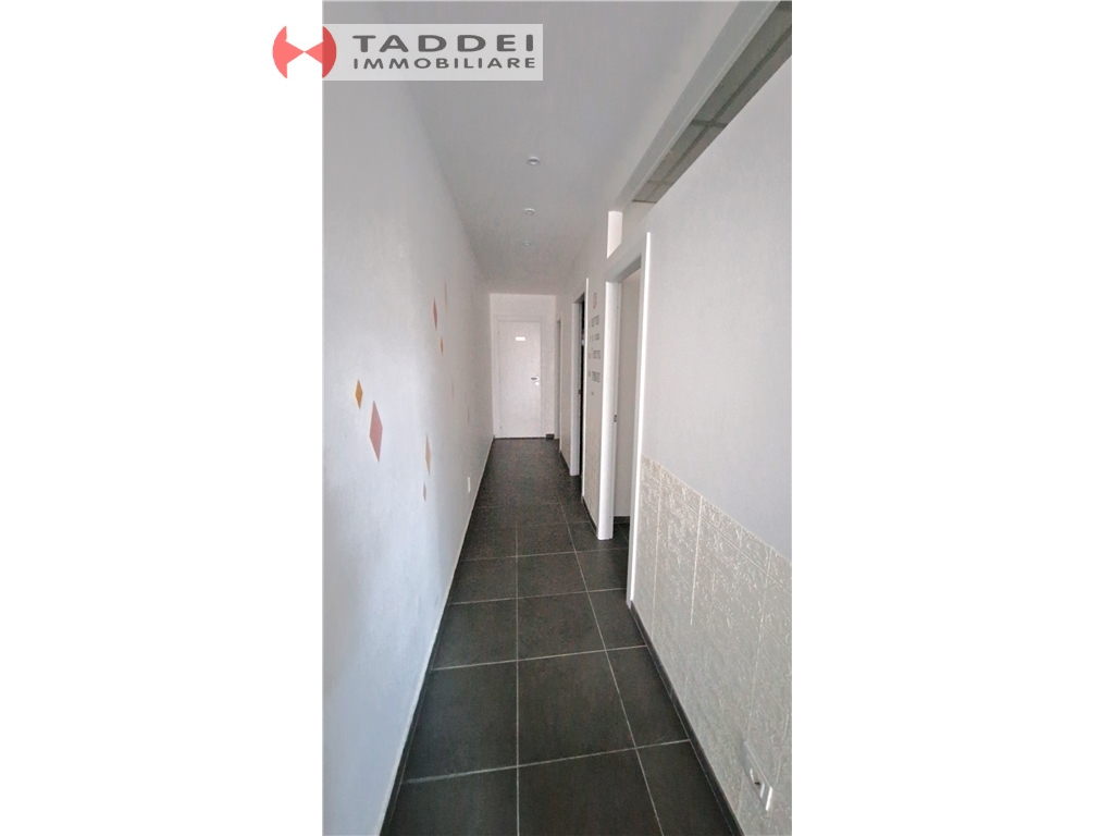 Fondo / Negozio / Ufficio in vendita a Scandicci zona Vingone - immagine 5