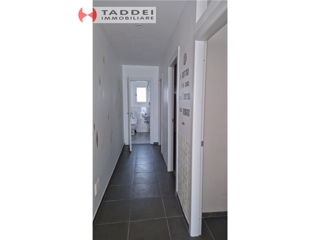 Fondo / Negozio / Ufficio in vendita a Scandicci zona Vingone - immagine 8