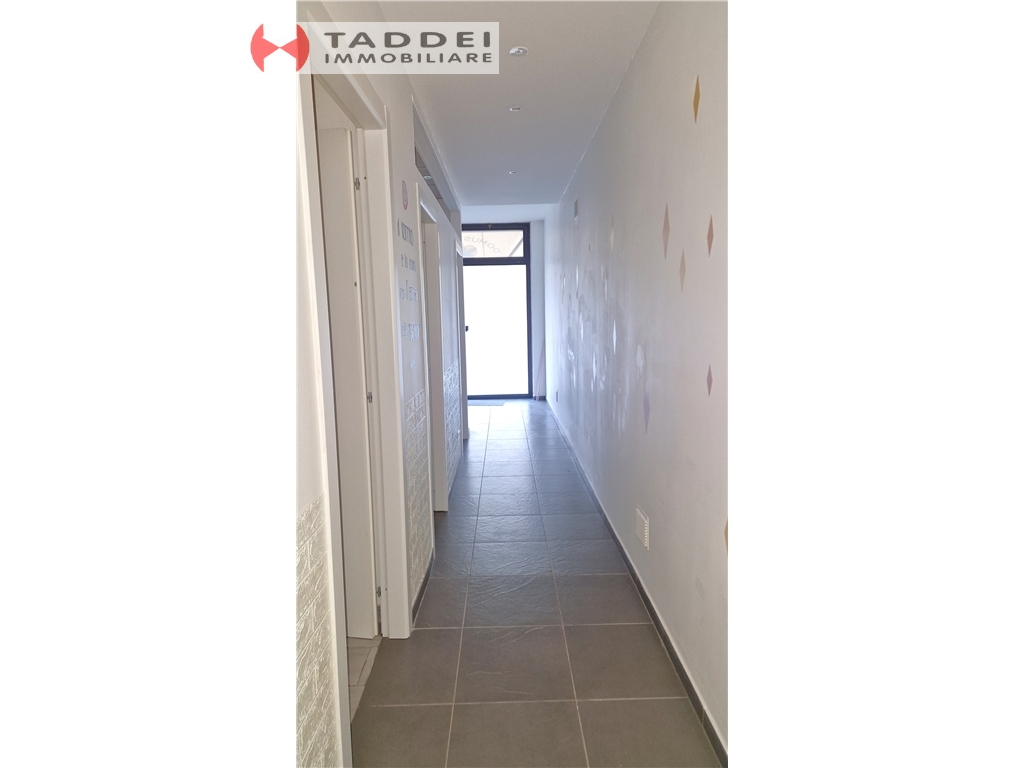 Fondo / Negozio / Ufficio in vendita a Scandicci zona Vingone - immagine 13