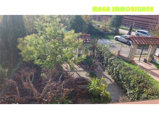 Villa / Villetta / Terratetto in vendita a Campi bisenzio zona Campi bisenzio - anteprima 20