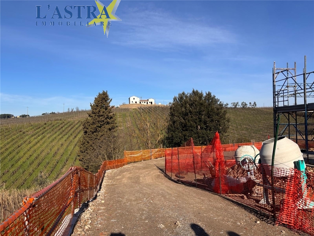 Villa / Villetta / Terratetto in vendita a Lastra a signa zona Ginestra fiorentina - immagine 8