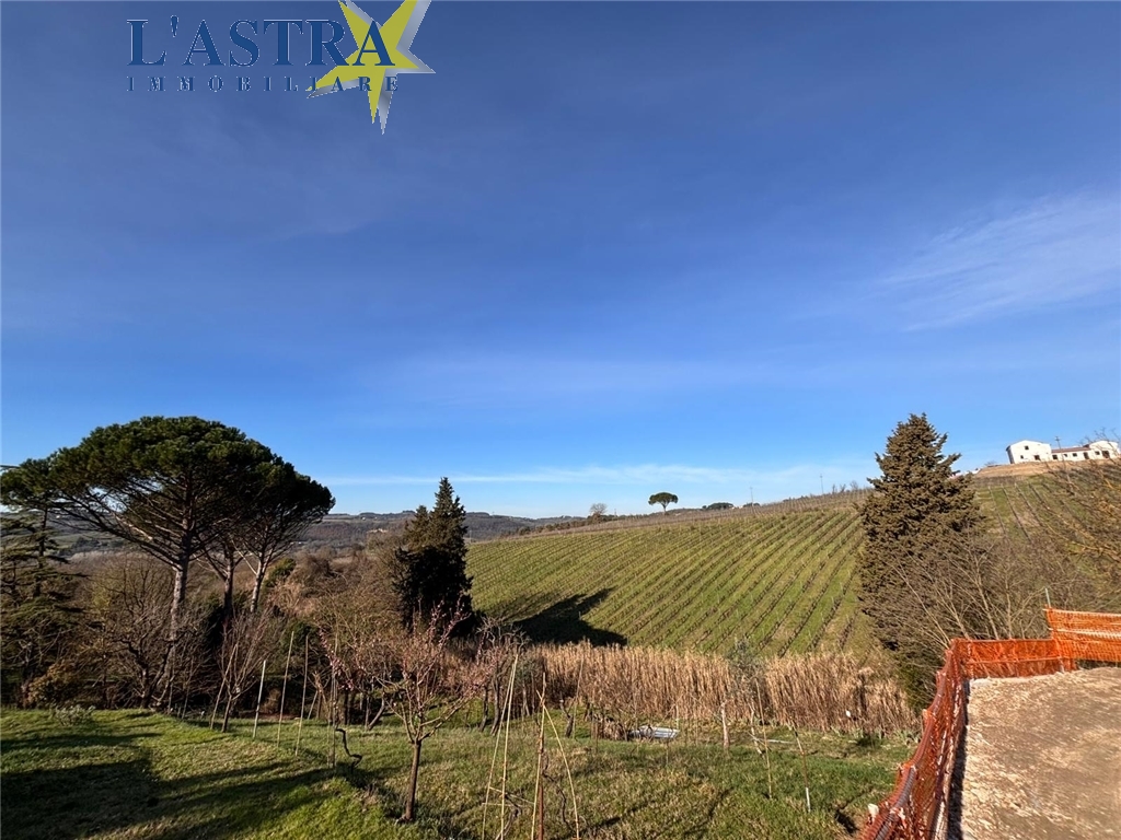 Villa / Villetta / Terratetto in vendita a Lastra a signa zona Ginestra fiorentina - immagine 11