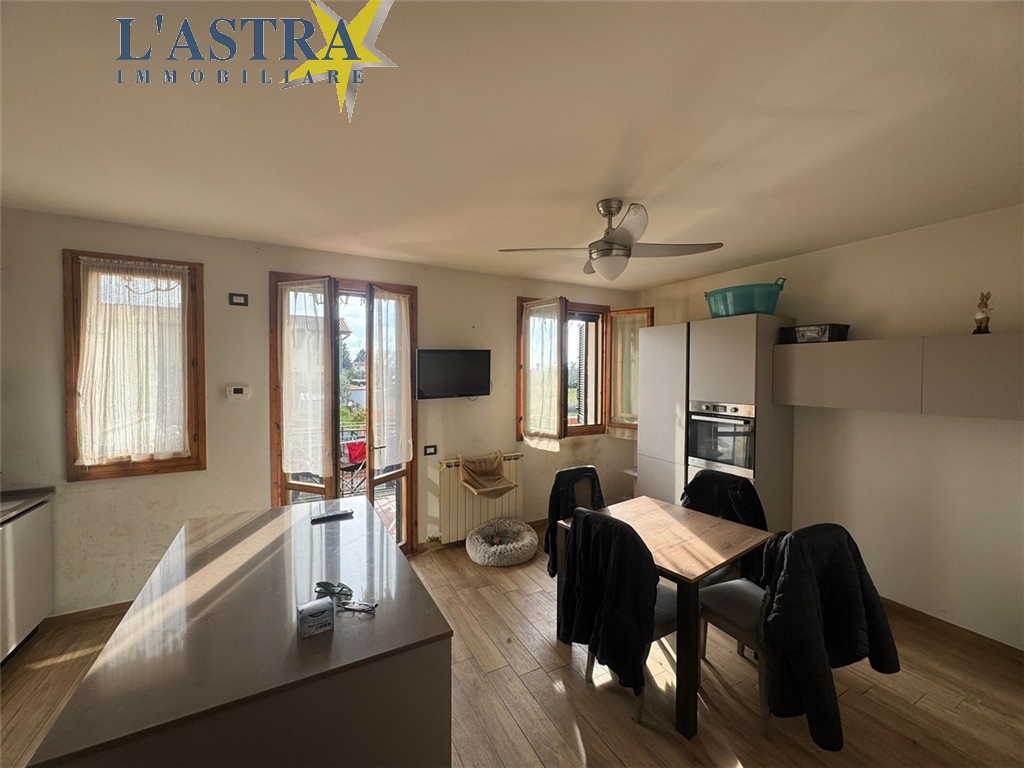 Villa / Villetta / Terratetto in vendita a Lastra a signa zona Malmantile - immagine 8