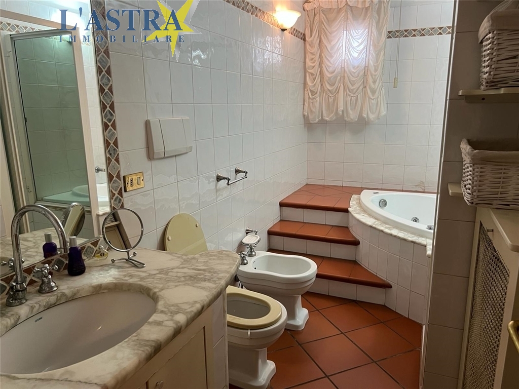 Villa / Villetta / Terratetto in vendita a Lastra a signa zona Ginestra fiorentina - immagine 13