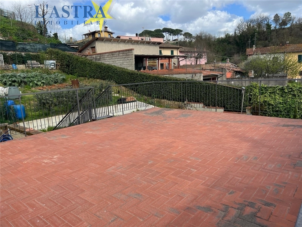 Villa / Villetta / Terratetto in vendita a Lastra a signa zona Ginestra fiorentina - immagine 34