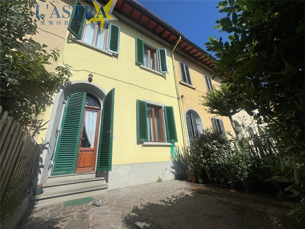 Villa / Villetta / Terratetto in vendita a Signa zona Signa - immagine 1