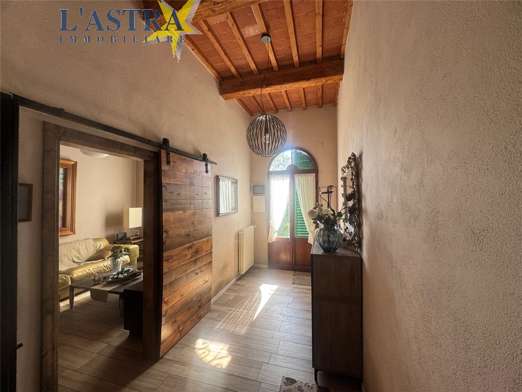 Villa / Villetta / Terratetto in vendita a Signa zona Signa - immagine 9