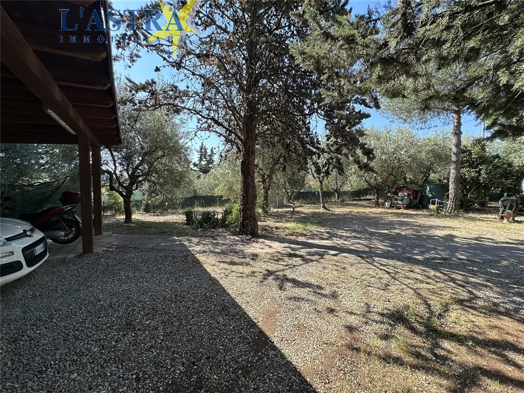 Villa / Villetta / Terratetto in vendita a Scandicci zona Roveta - anteprima 7