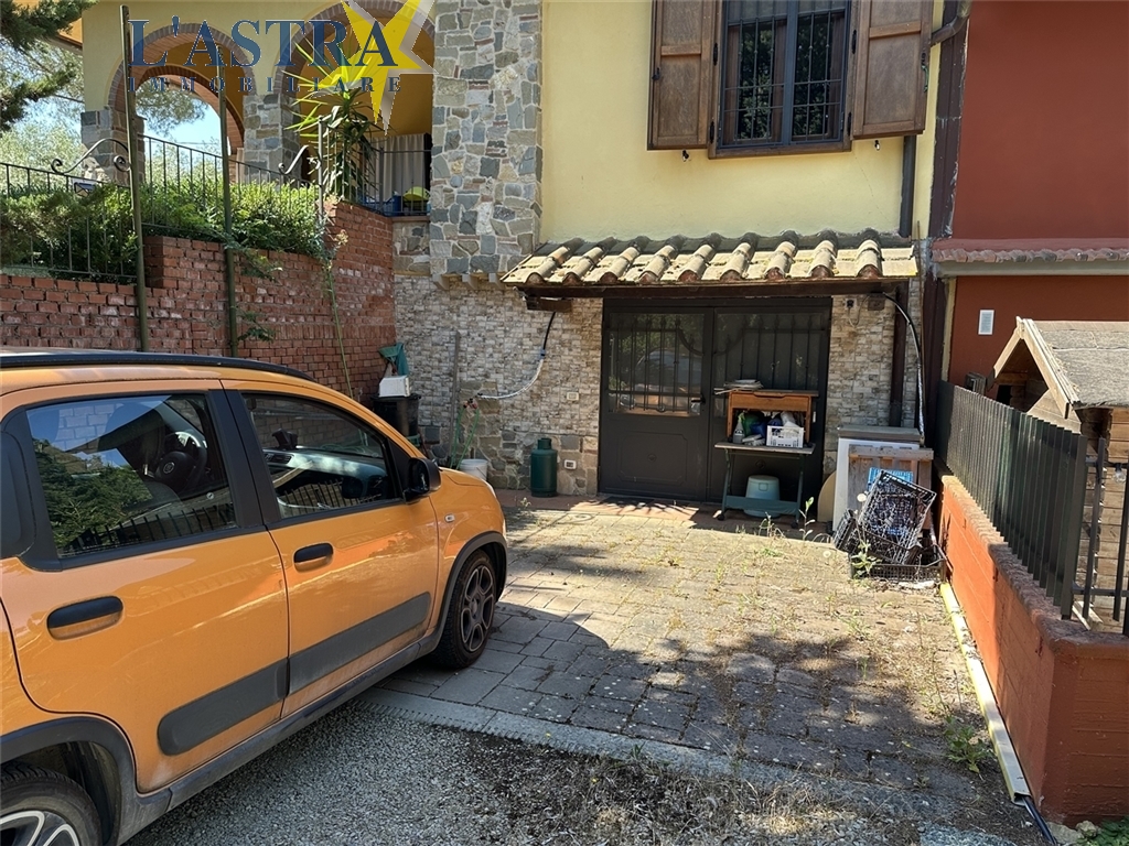 Villa / Villetta / Terratetto in vendita a Scandicci zona Roveta - anteprima 31