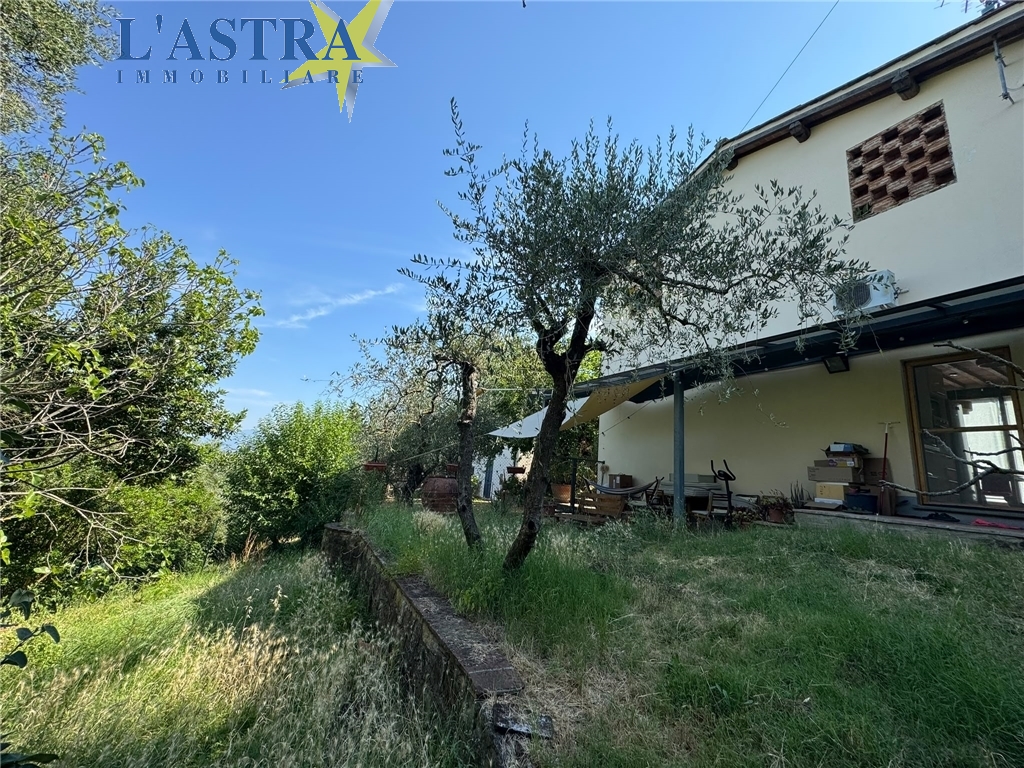 Villa / Villetta / Terratetto in affitto a Lastra a signa zona Lastra a signa - anteprima 32