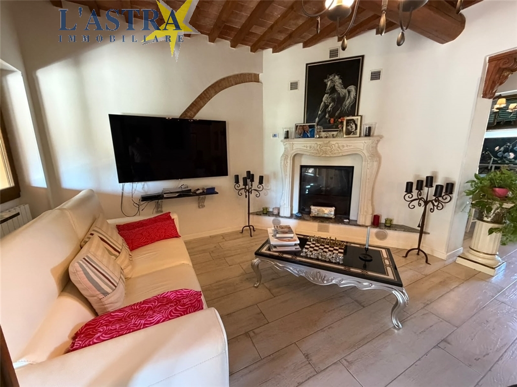 Villa / Villetta / Terratetto in vendita a Scandicci zona Vigliano - immagine 23