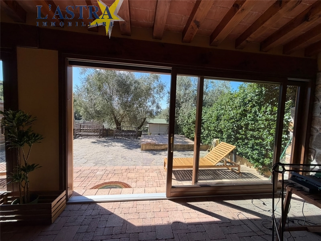 Villa / Villetta / Terratetto in vendita a Scandicci zona Vigliano - immagine 26