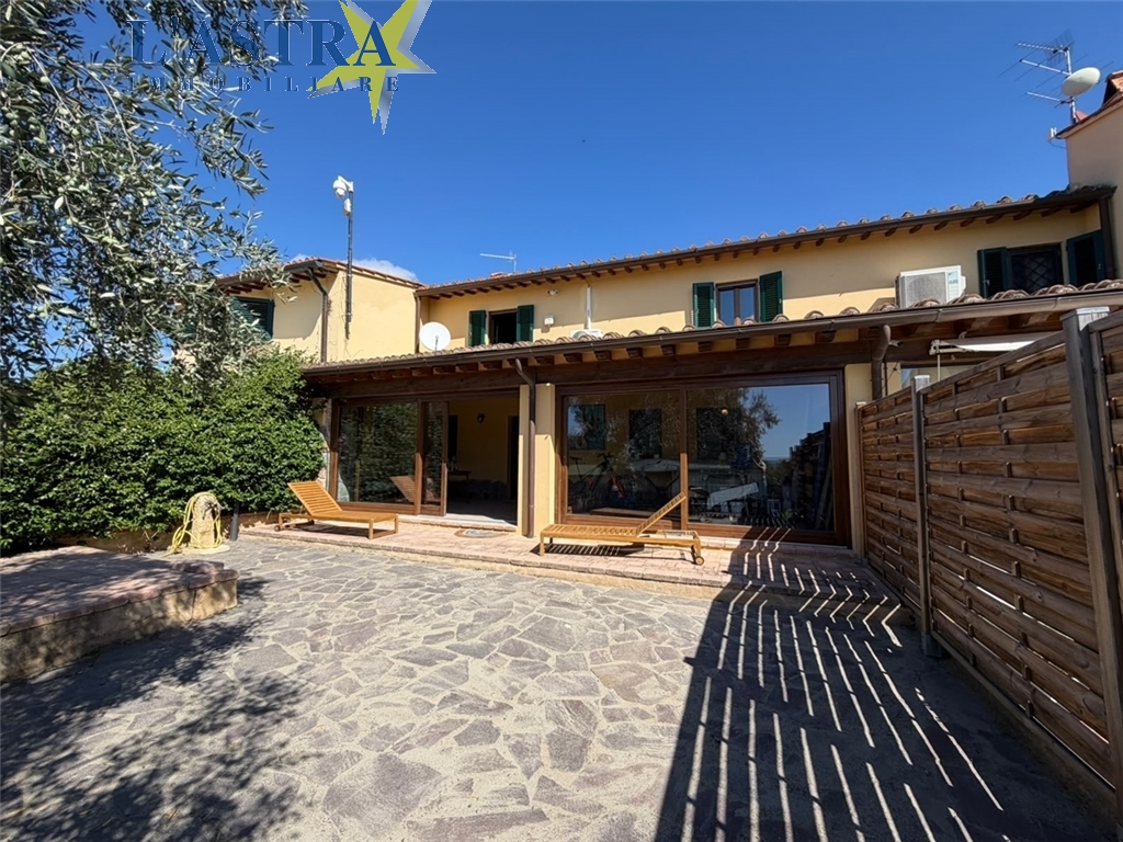 Villa / Villetta / Terratetto in vendita a Scandicci zona Vigliano - immagine 32