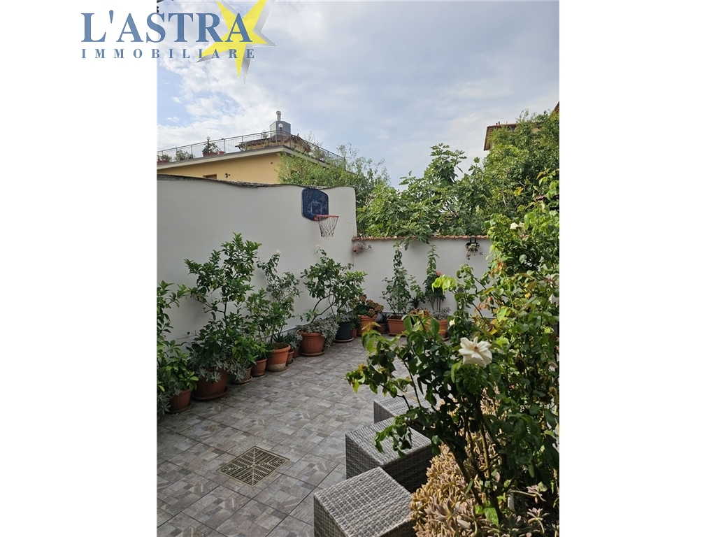 Villa / Villetta / Terratetto in vendita a Firenze zona Brozzi - anteprima 34