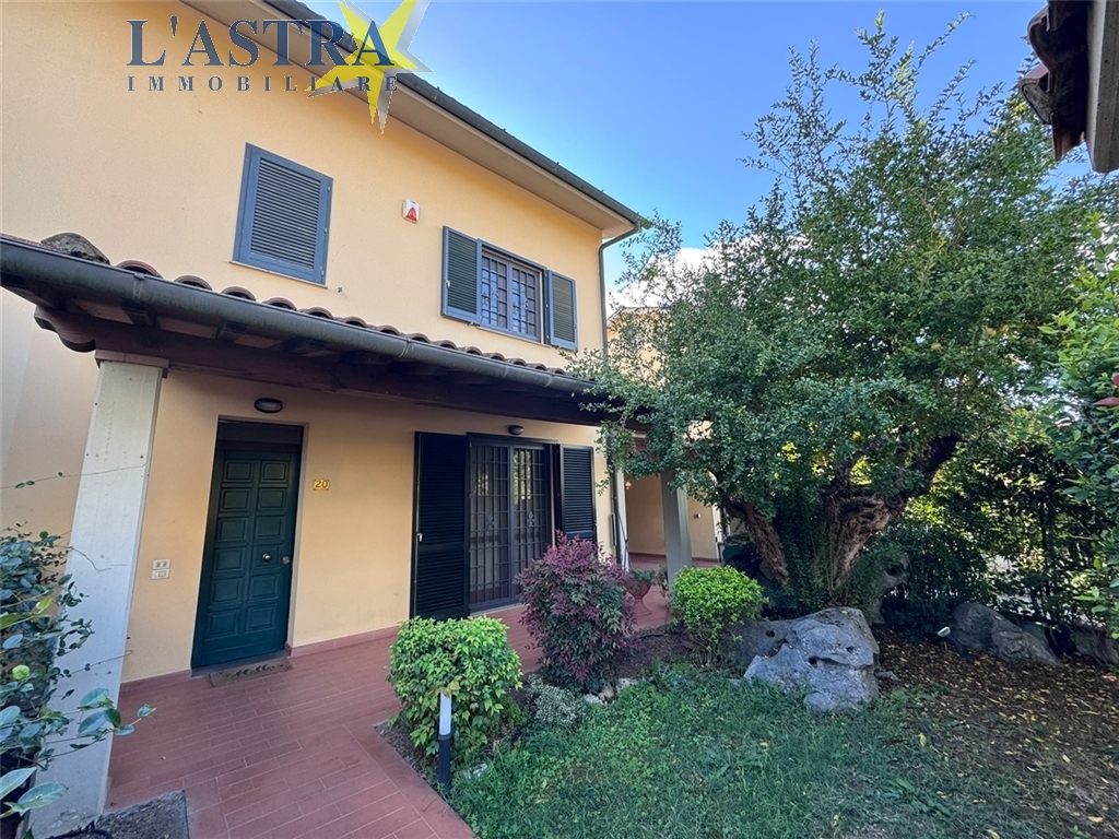 Villa / Villetta / Terratetto in vendita a Signa zona San piero a ponti - anteprima 1