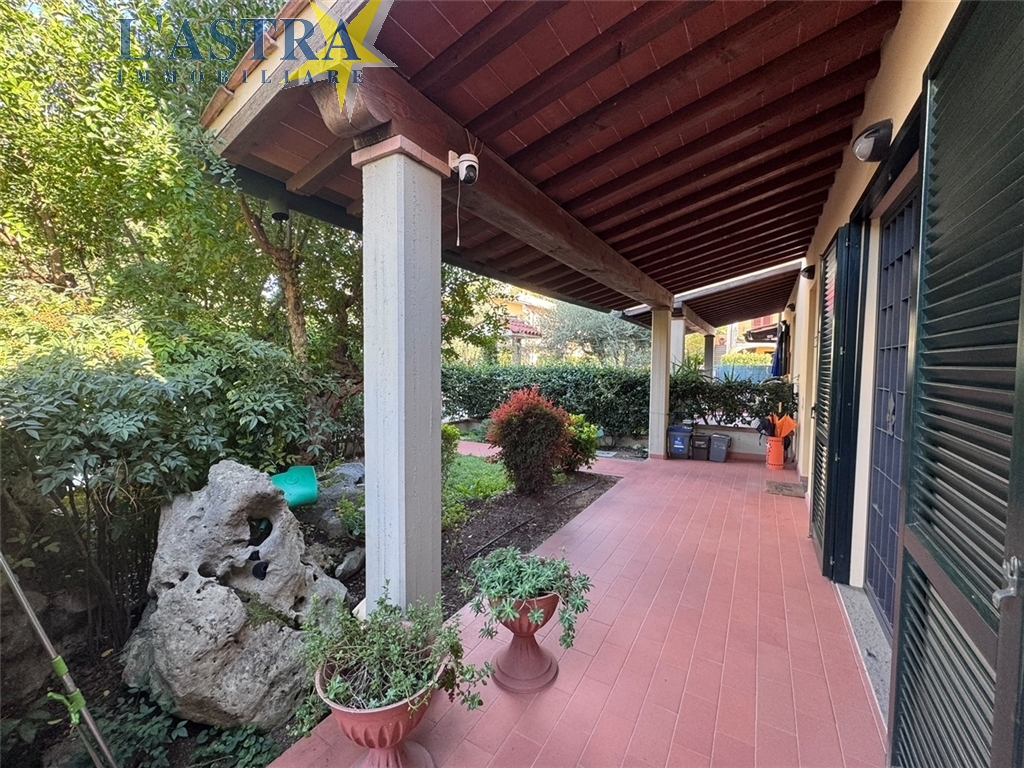Villa / Villetta / Terratetto in vendita a Signa zona San piero a ponti - anteprima 2