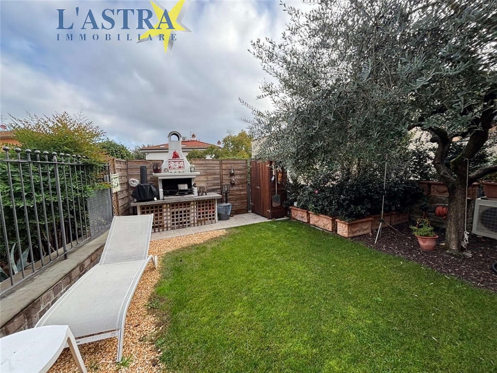 Villa / Villetta / Terratetto in vendita a Signa zona Signa - immagine 2