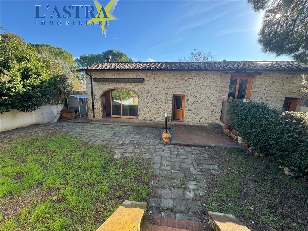 Colonica in vendita a San casciano in val di pesa zona Cerbaia - immagine 1
