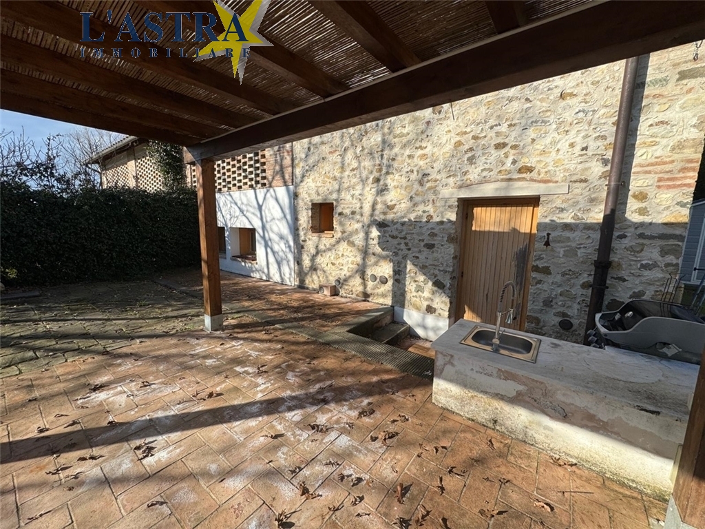 Colonica in vendita a San casciano in val di pesa zona Cerbaia - immagine 16