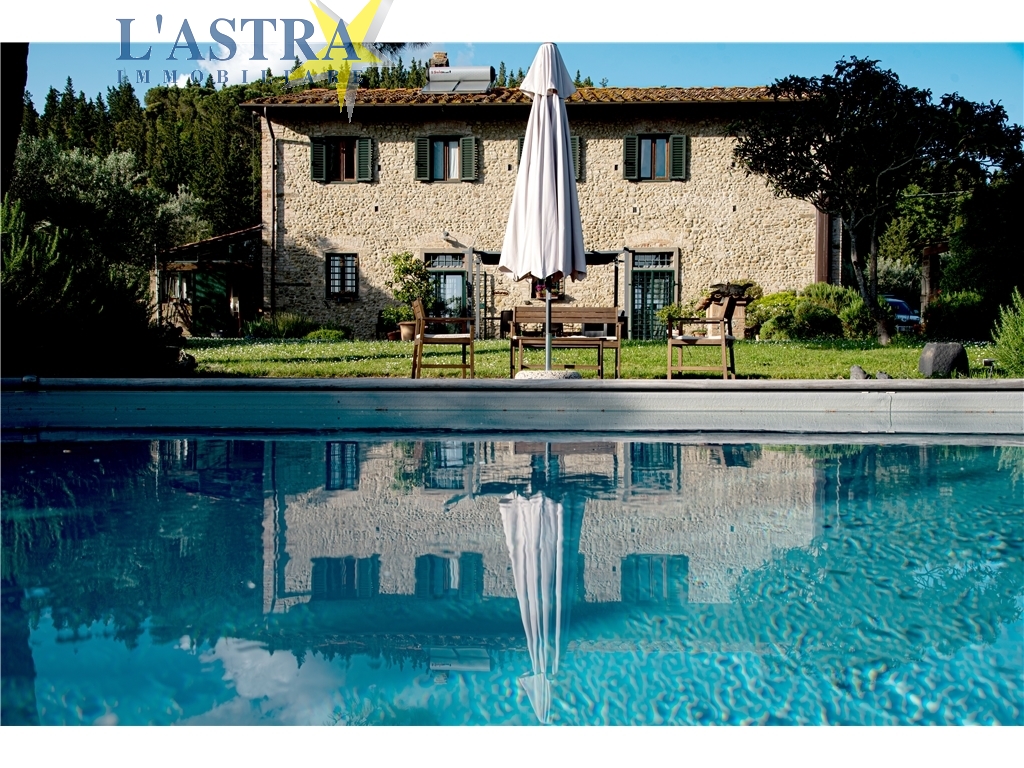 Colonica in vendita a Montelupo fiorentino zona Botinaccio - anteprima 1