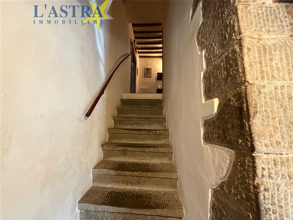 Colonica in vendita a Lastra a signa zona Vigliano - anteprima 17