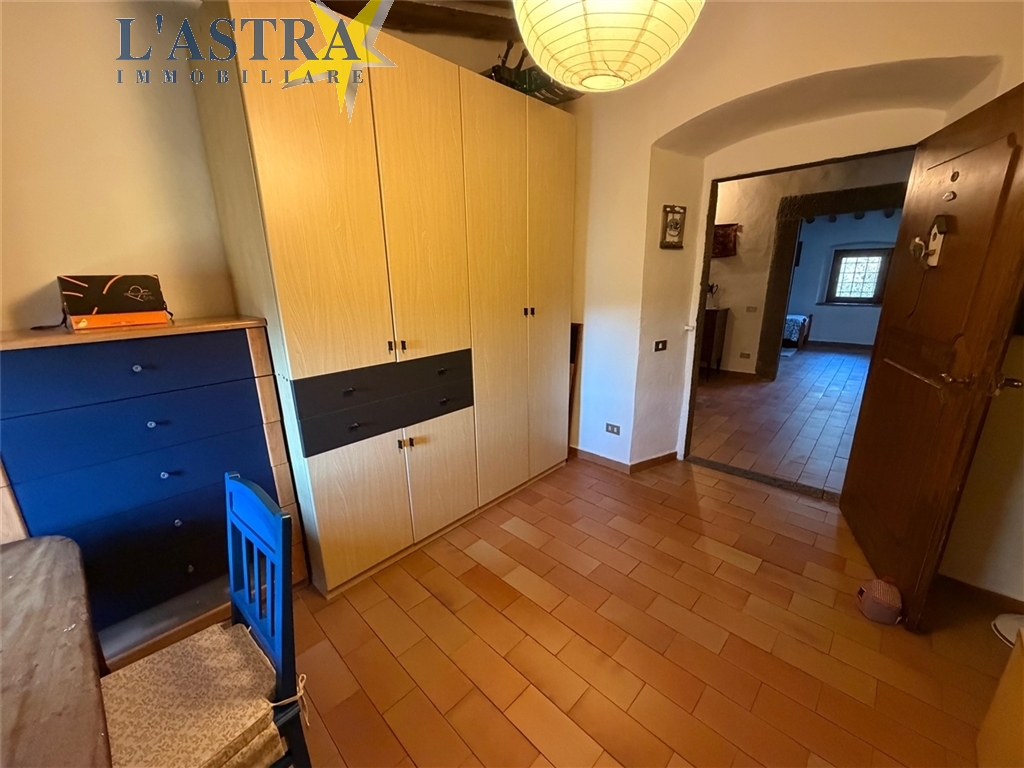 Colonica in vendita a Lastra a signa zona Vigliano - anteprima 33