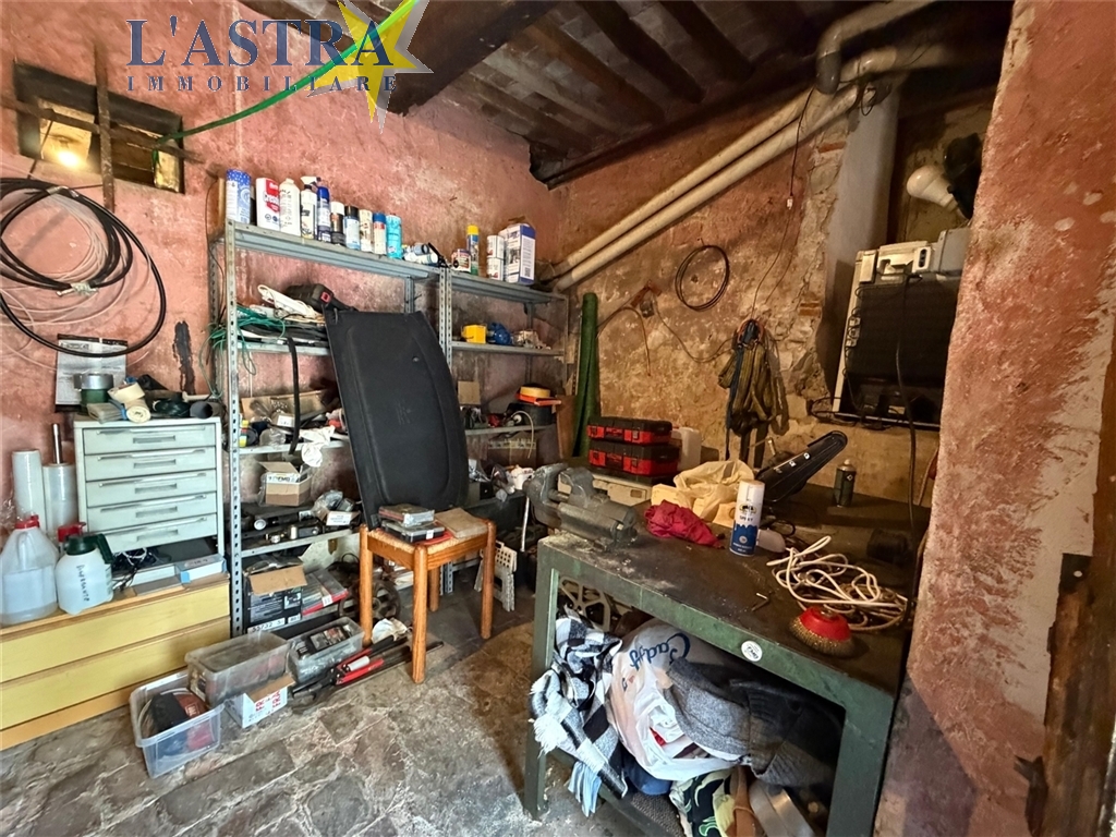 Colonica in vendita a Lastra a signa zona Vigliano - anteprima 43