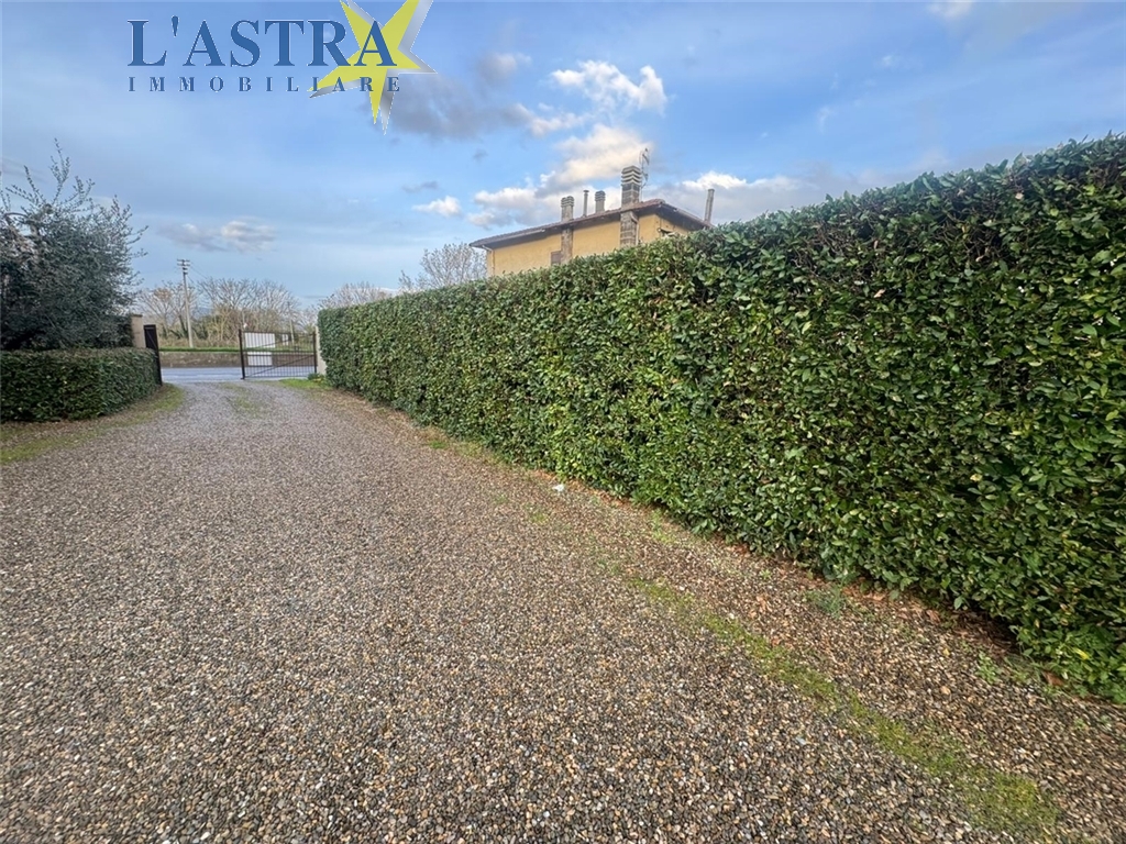 Fondo / Negozio / Ufficio in affitto a Lastra a signa zona Ponte a signa - anteprima 20