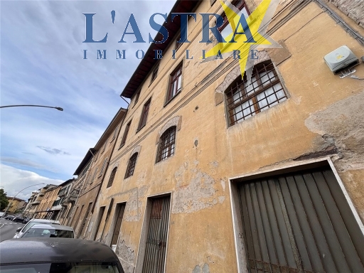 Generica Lastra a signa