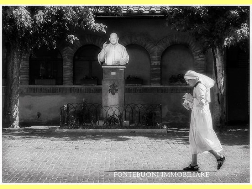 Fondo / Negozio / Ufficio in affitto a Firenze zona Piazza del duomo-piazza della signoria - immagine 3