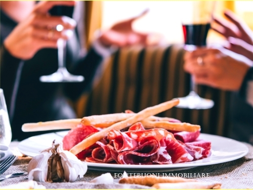 Attività commerciale in vendita a Firenze zona Porta san frediano-piazza santo spirito - anteprima 6