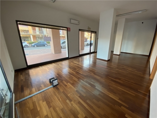 fondi negozi uffici Montelupo fiorentino