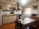 barberino di mugello, galliano, nostra esclusiva, in piccola palazzina, no condominio, luminosissimo appartamento di 4 vani composto da soggiorno con camino, cucina, 2 camere, oltre servizio e ampia cantina. come nuovo intermediazioni generali-barberino m.llo - tel.0558478017