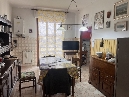 nostra esclusiva, centrale, ampio e luminoso appartamento di 120mq e composto da zona pranzo con angolo cottura, sala, due matrimoniali ampie, antibagno, bagno oltre a ripostiglio e doppi balconi. - classe energetica in elaborazione